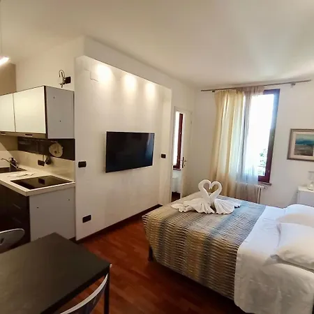 アパート Provenzano Nest シエーナ